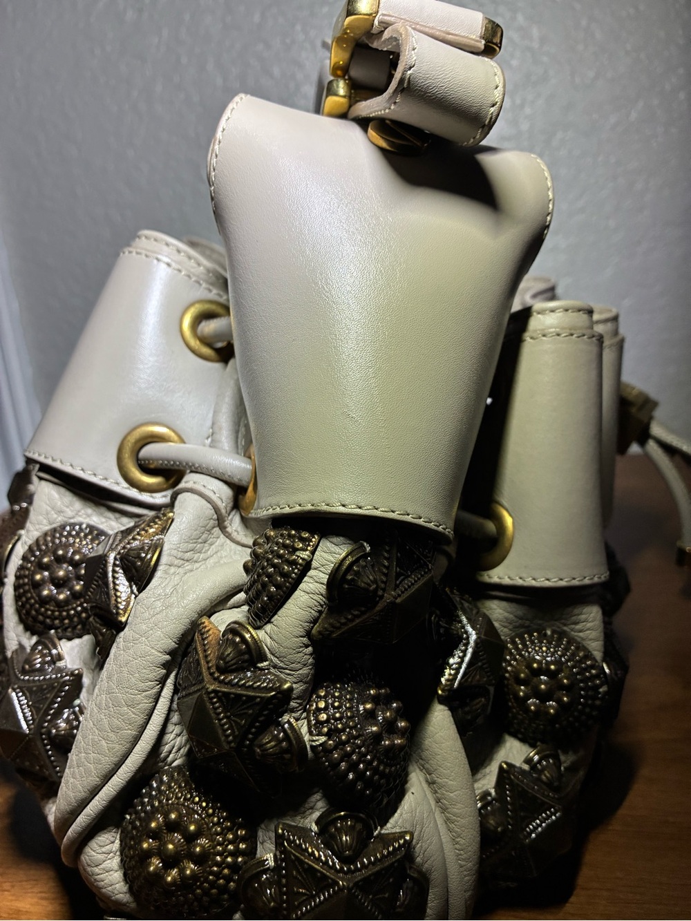 Burberry Cream Leather Drawstring Hobo with Bronze Studs - Picture 3 of 12
